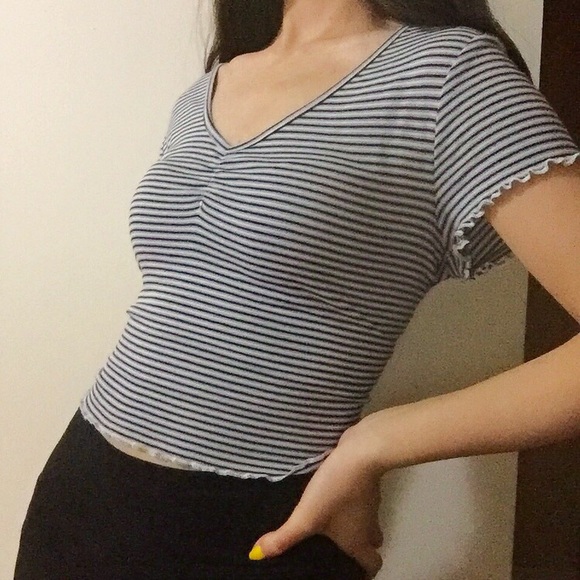 3/$30 Super cute striped t shirt with lettuce edge - Picture 3 of 3